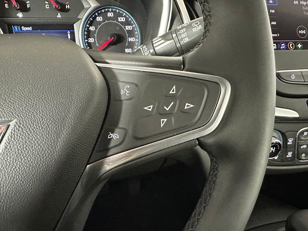 Used 2023 Chevrolet Equinox LT FWD image 13