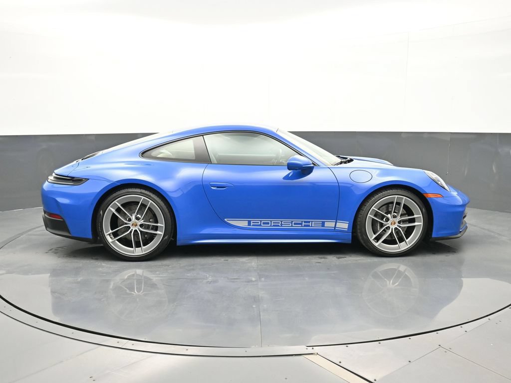 Certified 2025 Porsche 911 Carrera RWD image 20