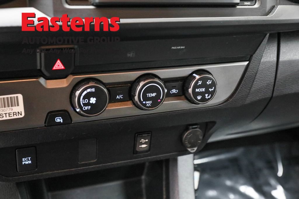 Used 2019 Toyota Tacoma SR image 19