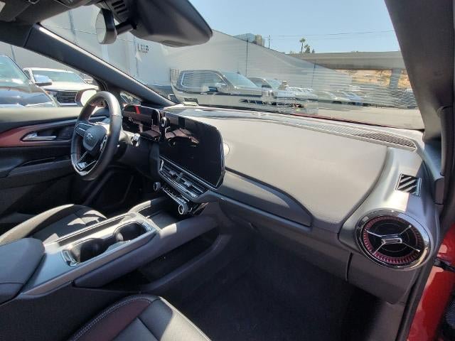 Used 2024 Chevrolet Equinox EV RS w/ LPO, Active Package FWD image 27