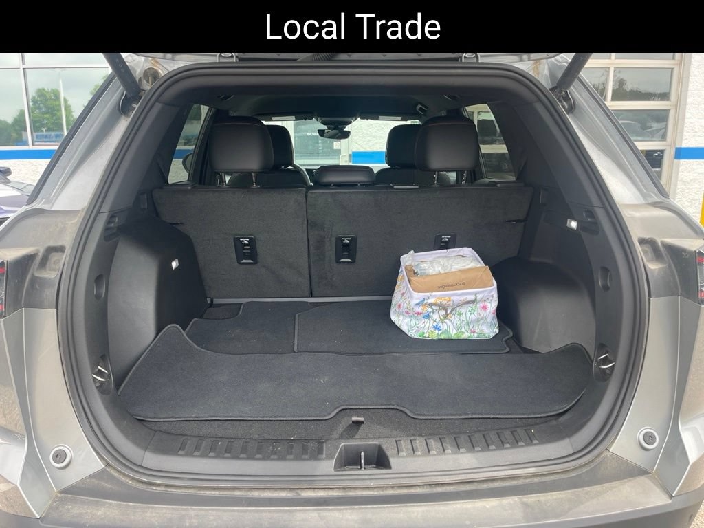 Used 2025 Chevrolet Equinox RS w/ Safety and Technology Package FWD image 9