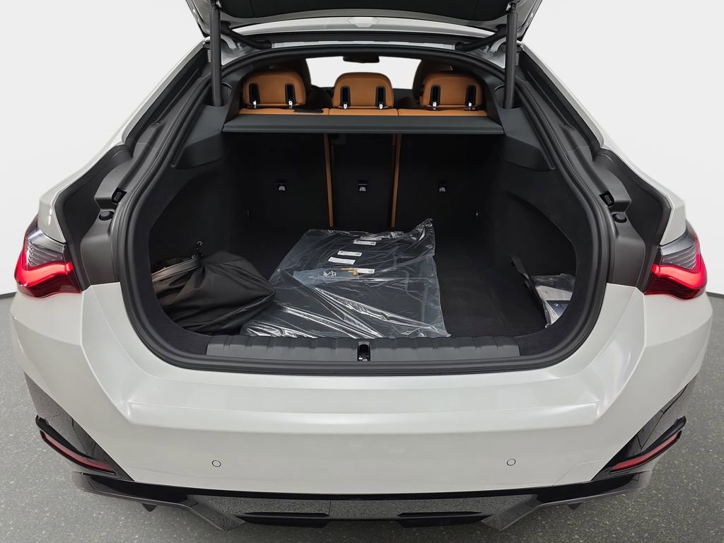 New 2026 BMW i4 xDrive40i w/ M Sport Package image 12