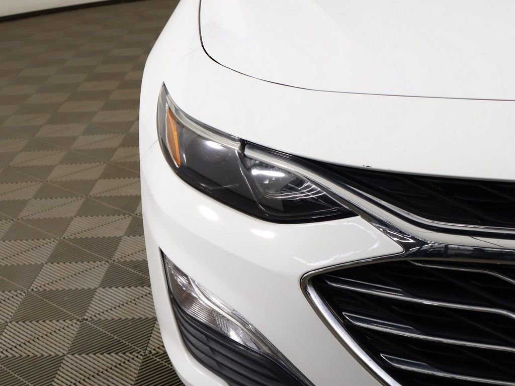 Used 2025 Chevrolet Malibu LS FWD image 12