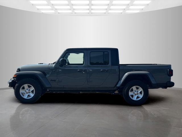 Certified 2022 Jeep Gladiator Sport AWD/4WD image 4