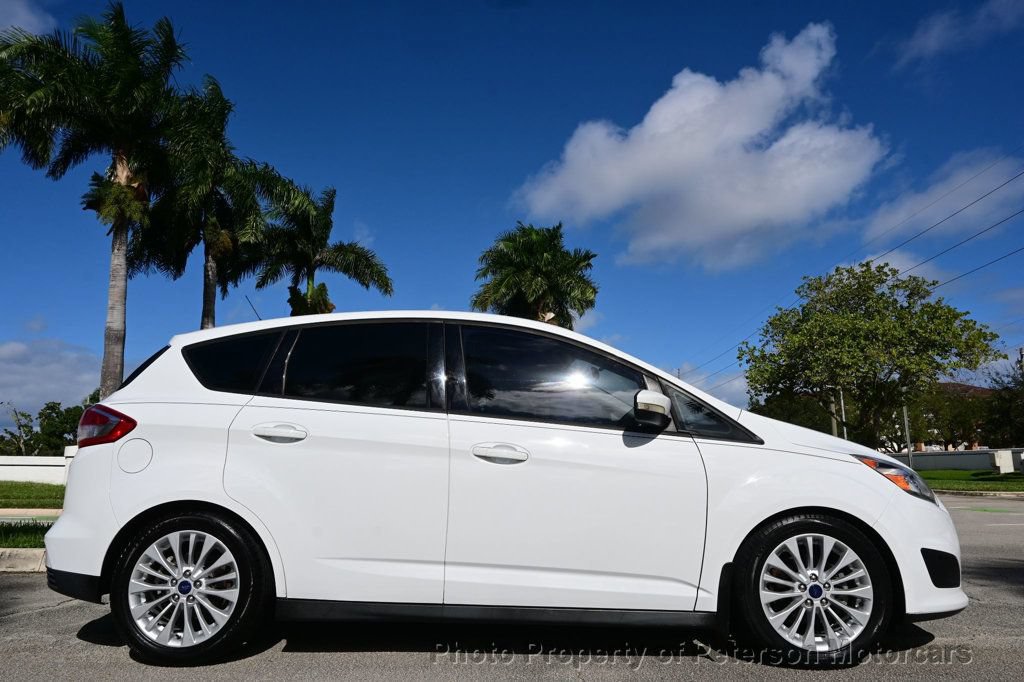 Used 2017 Ford C-MAX SE w/ Equipment Group 201A FWD image 4