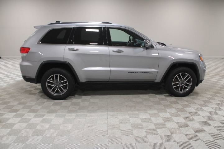 Used 2019 Jeep Grand Cherokee Limited AWD/4WD image 12