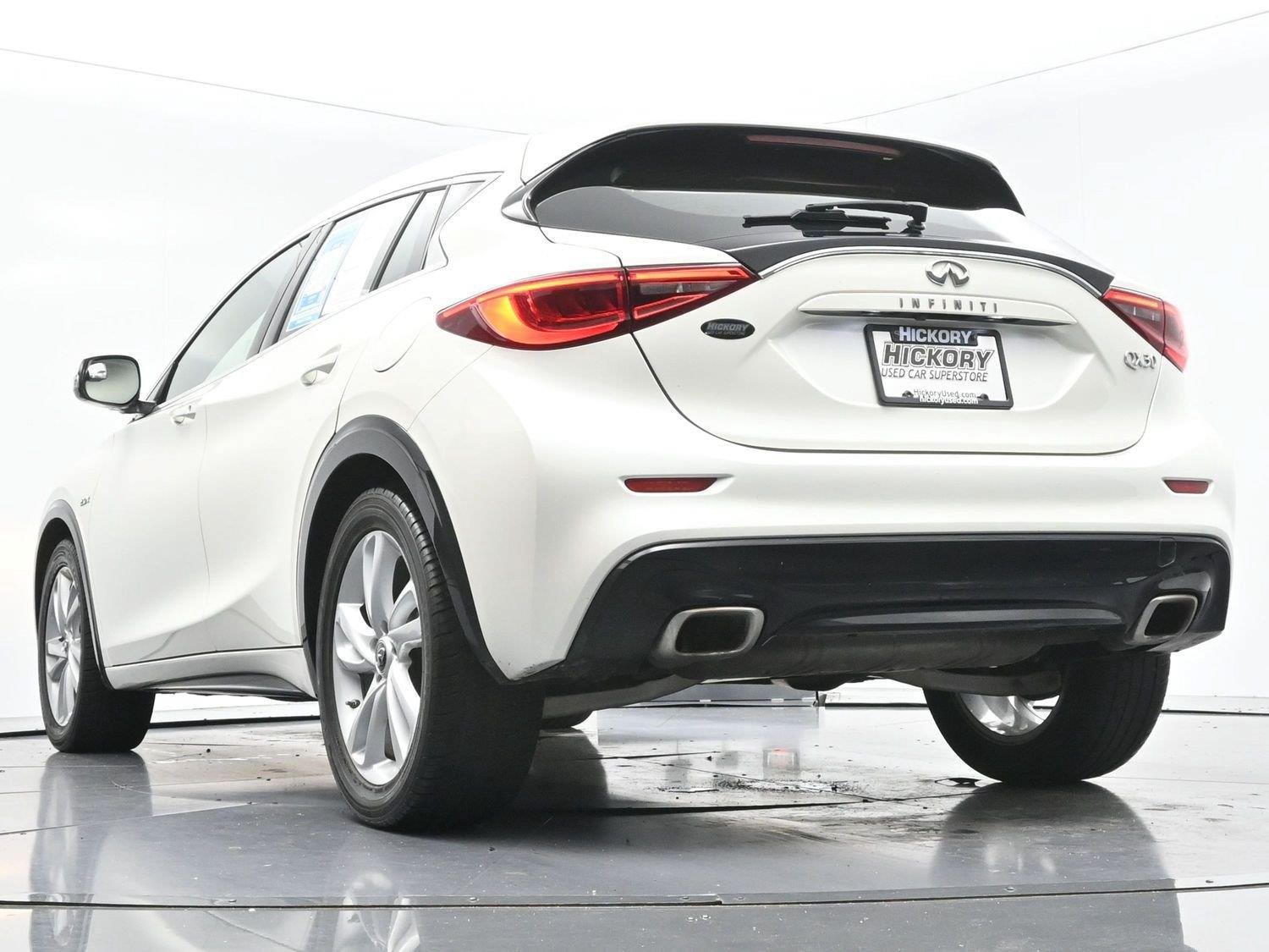 Used 2018 INFINITI QX30 FWD image 43