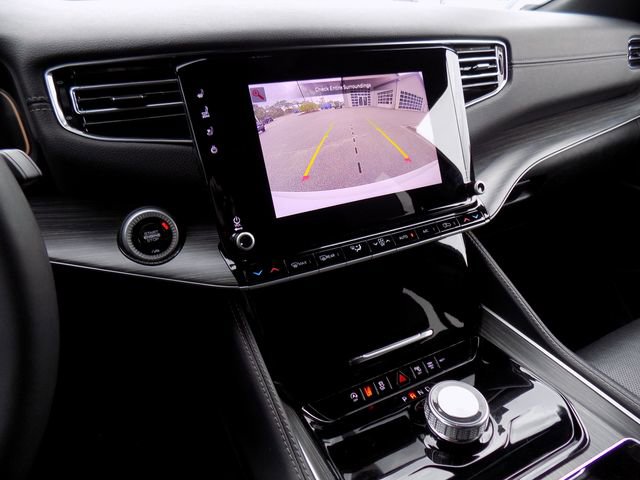 Certified 2024 Jeep Wagoneer L Series II image 17