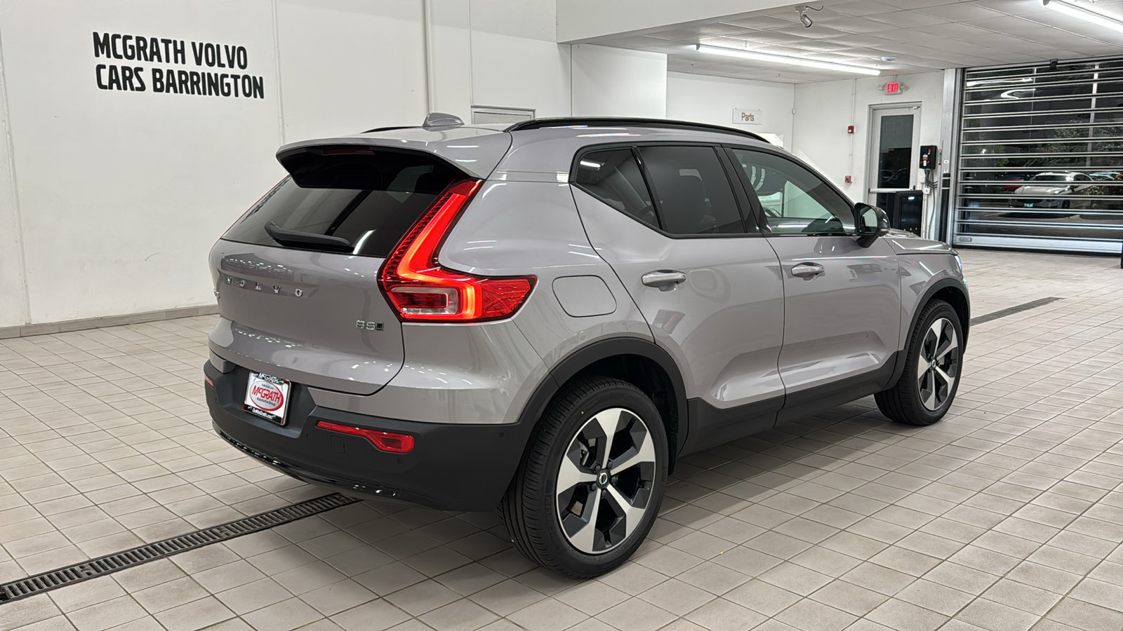 New 2026 Volvo XC40 B5 Plus w/ Protection Package Premier AWD/4WD image 5
