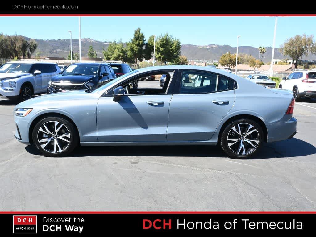 Used 2024 Volvo S60 B5 Plus AWD/4WD image 4