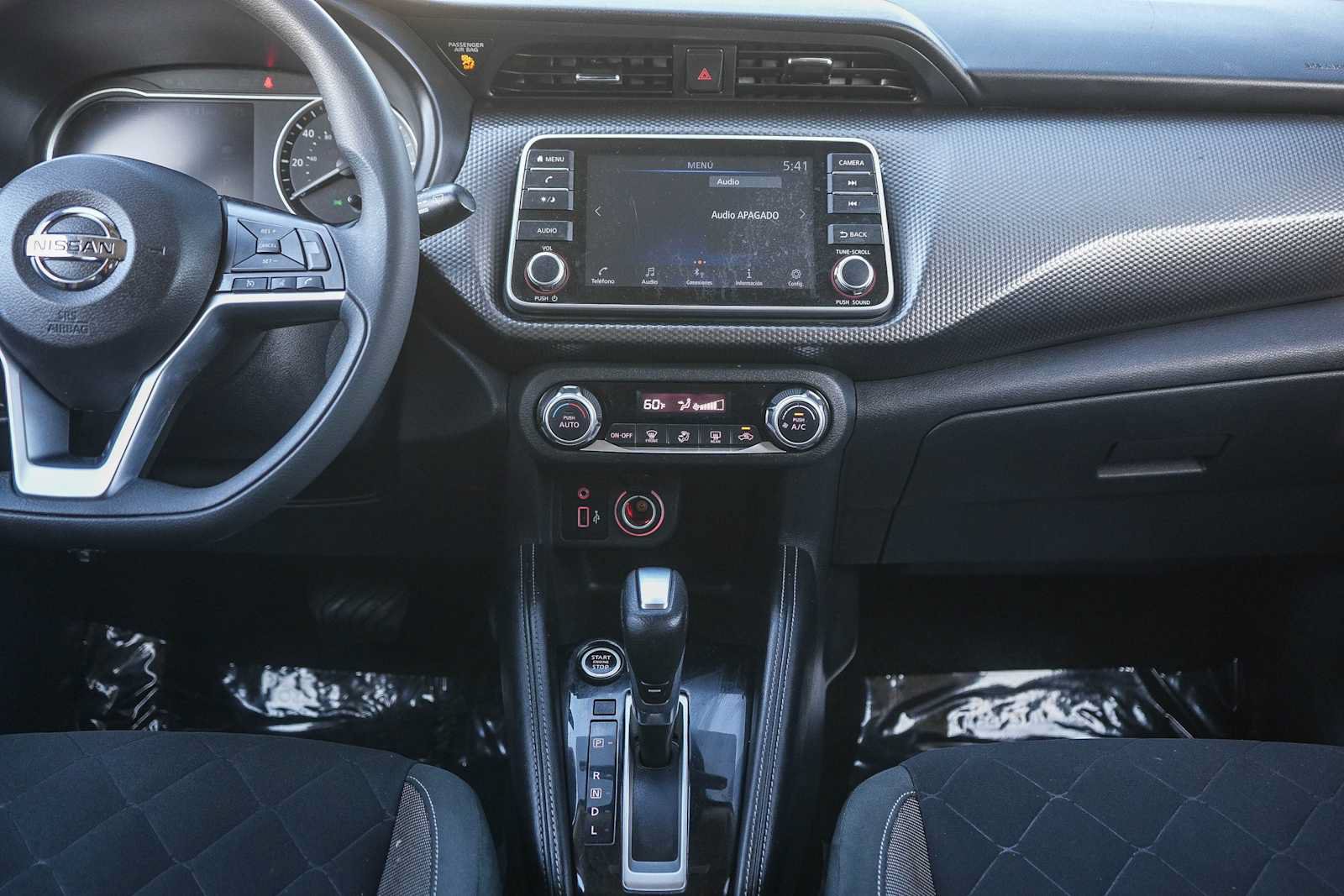 Used 2020 Nissan Kicks SV FWD image 13