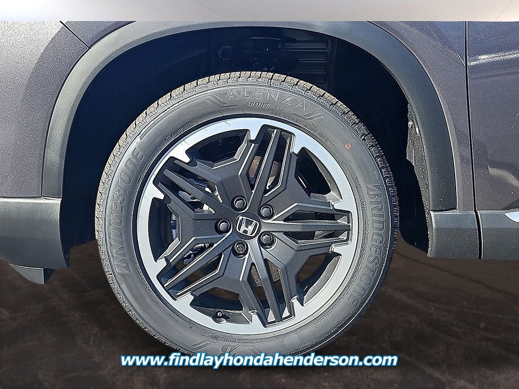 New 2026 Honda Pilot Touring image 7