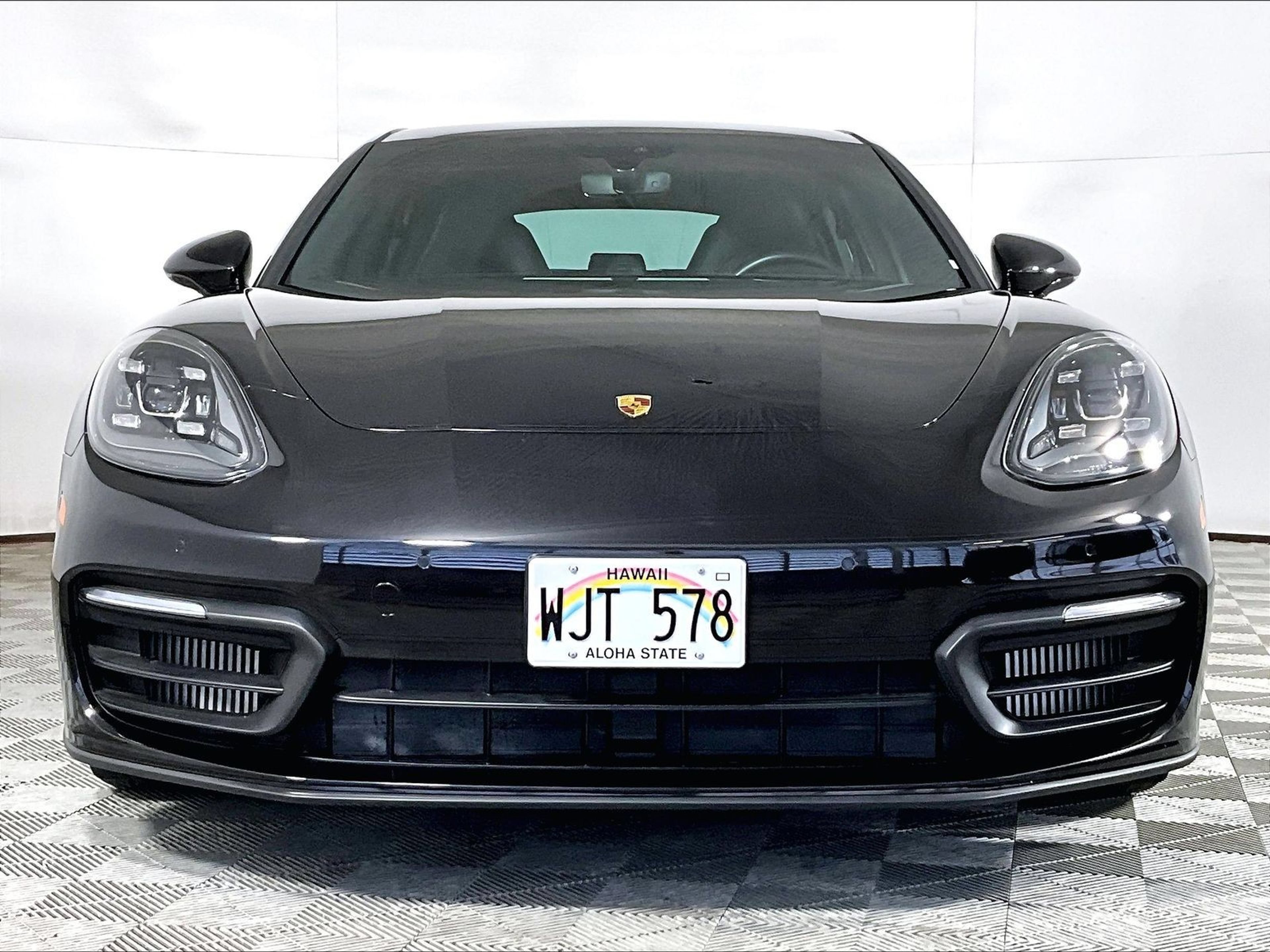 Certified 2021 Porsche Panamera image 6