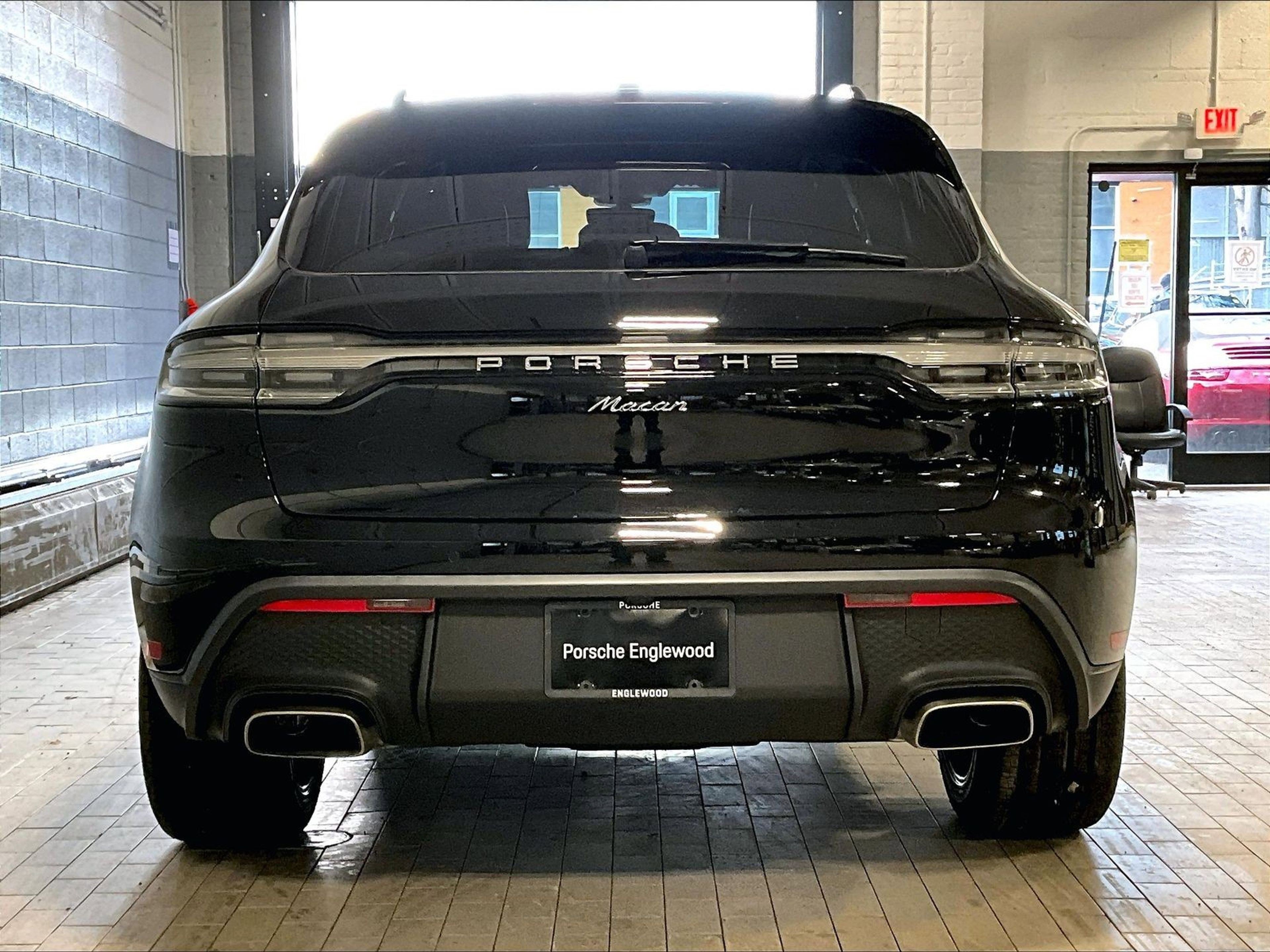 New 2026 Porsche Macan image 8