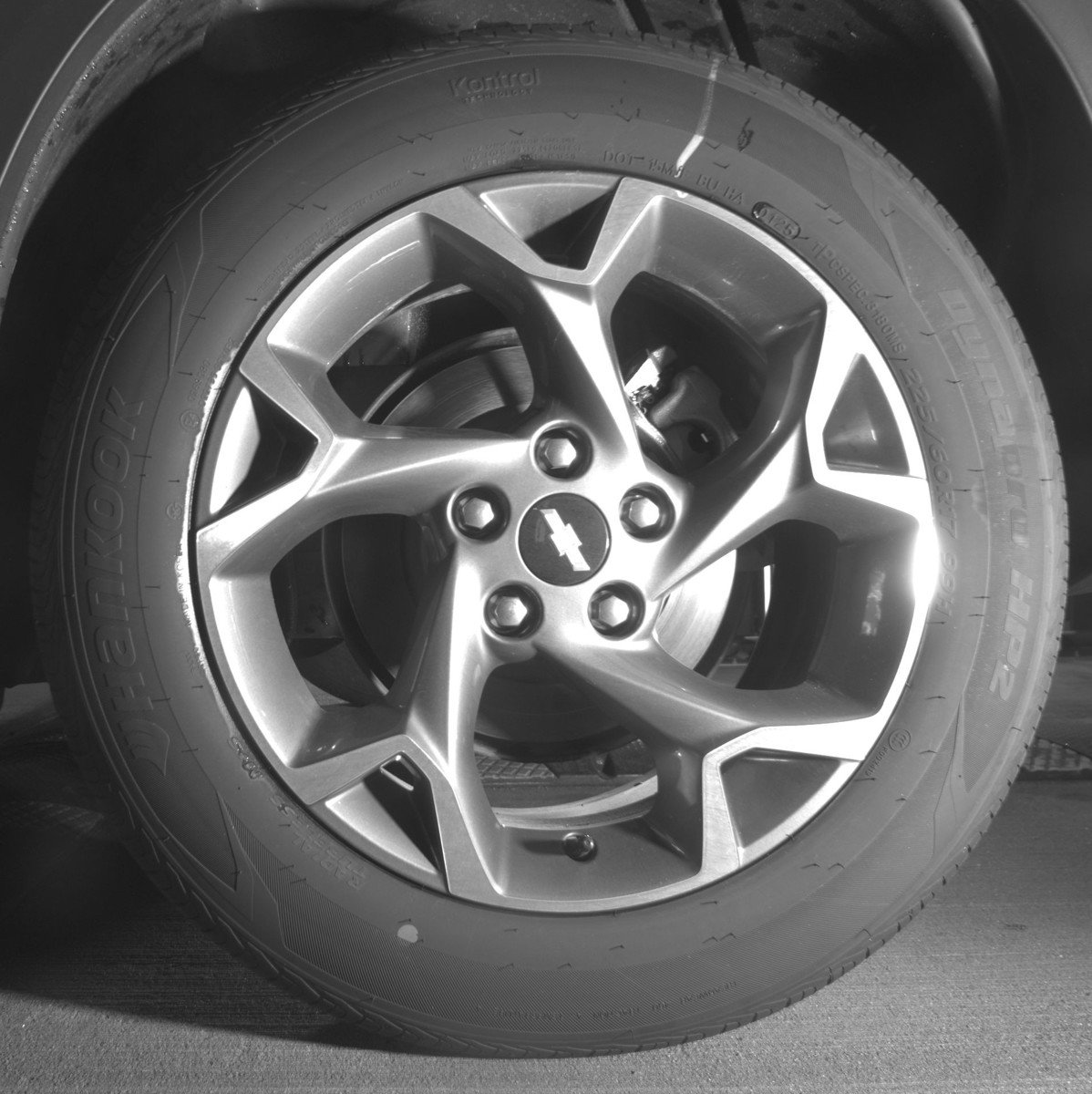 Used 2025 Chevrolet Trax LT FWD image 14