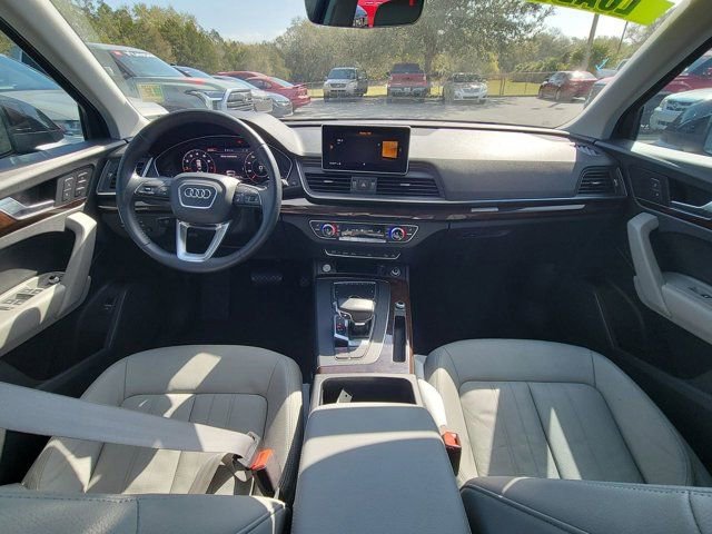 Used 2018 Audi Q5 2.0T Premium Plus w/ Premium Plus Package image 2