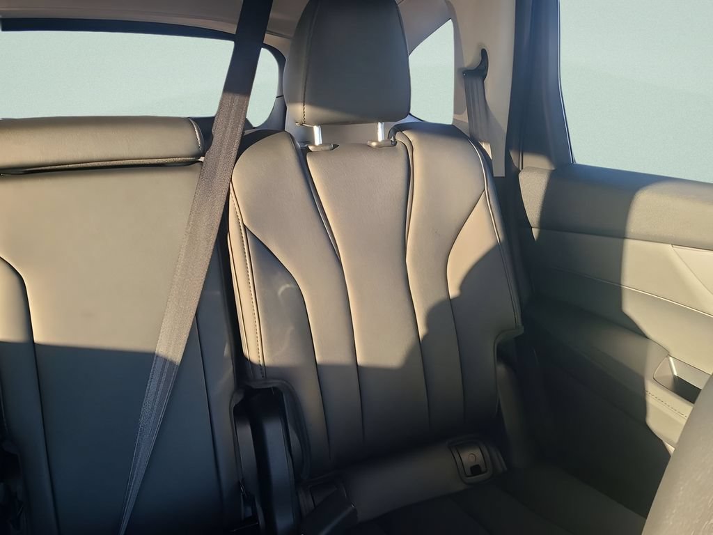 New 2026 Acura MDX SH-AWD image 14