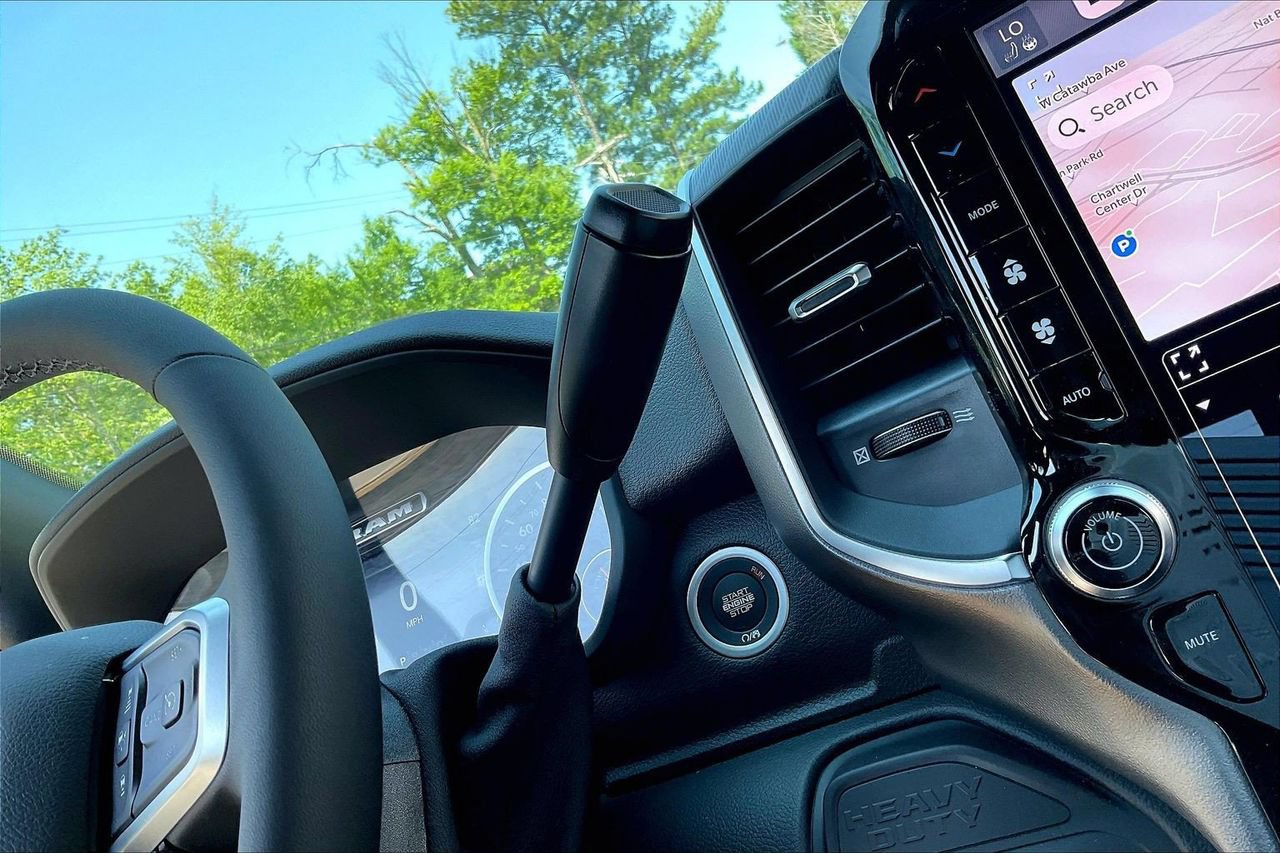 New 2026 RAM 2500 Big Horn AWD/4WD image 31