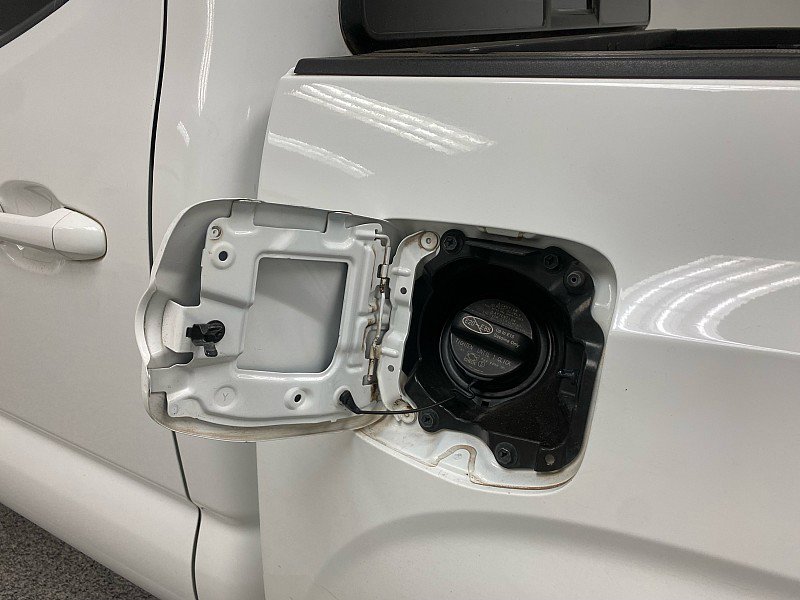 Used 2017 Toyota Tacoma SR w/ Tow Package image 27