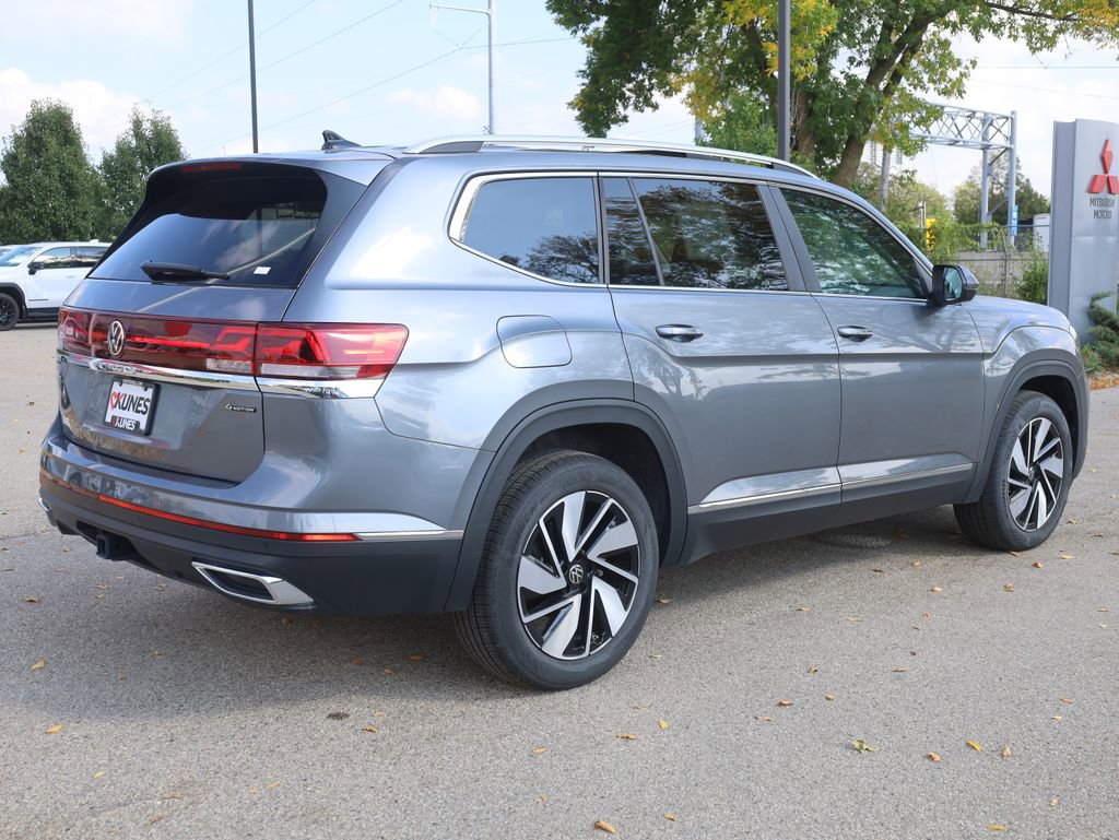 Used 2025 Volkswagen Atlas SEL image 10