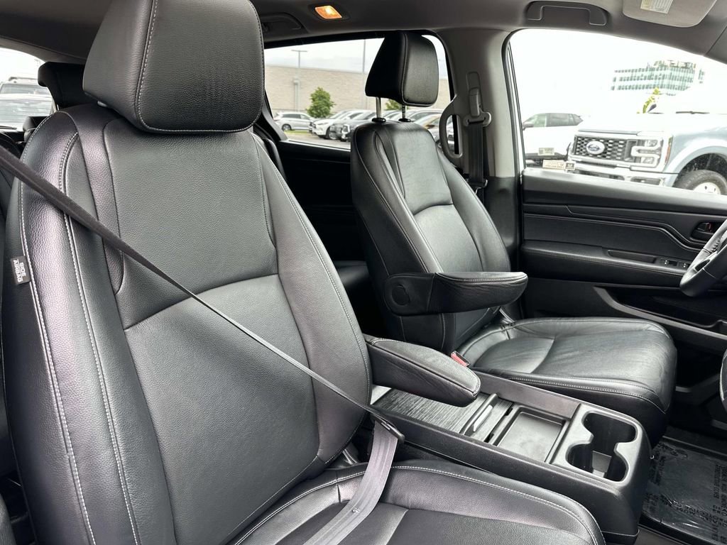 Used 2023 Honda Odyssey EX-L image 39