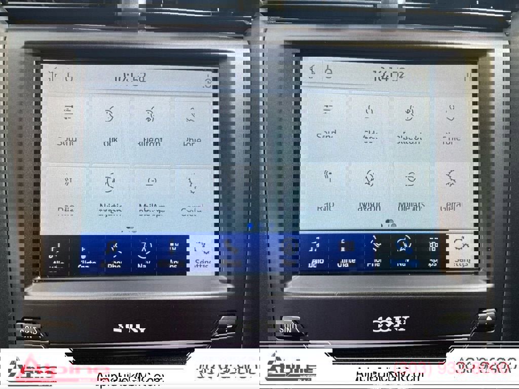 Used 2020 Ford Fusion Titanium image 16