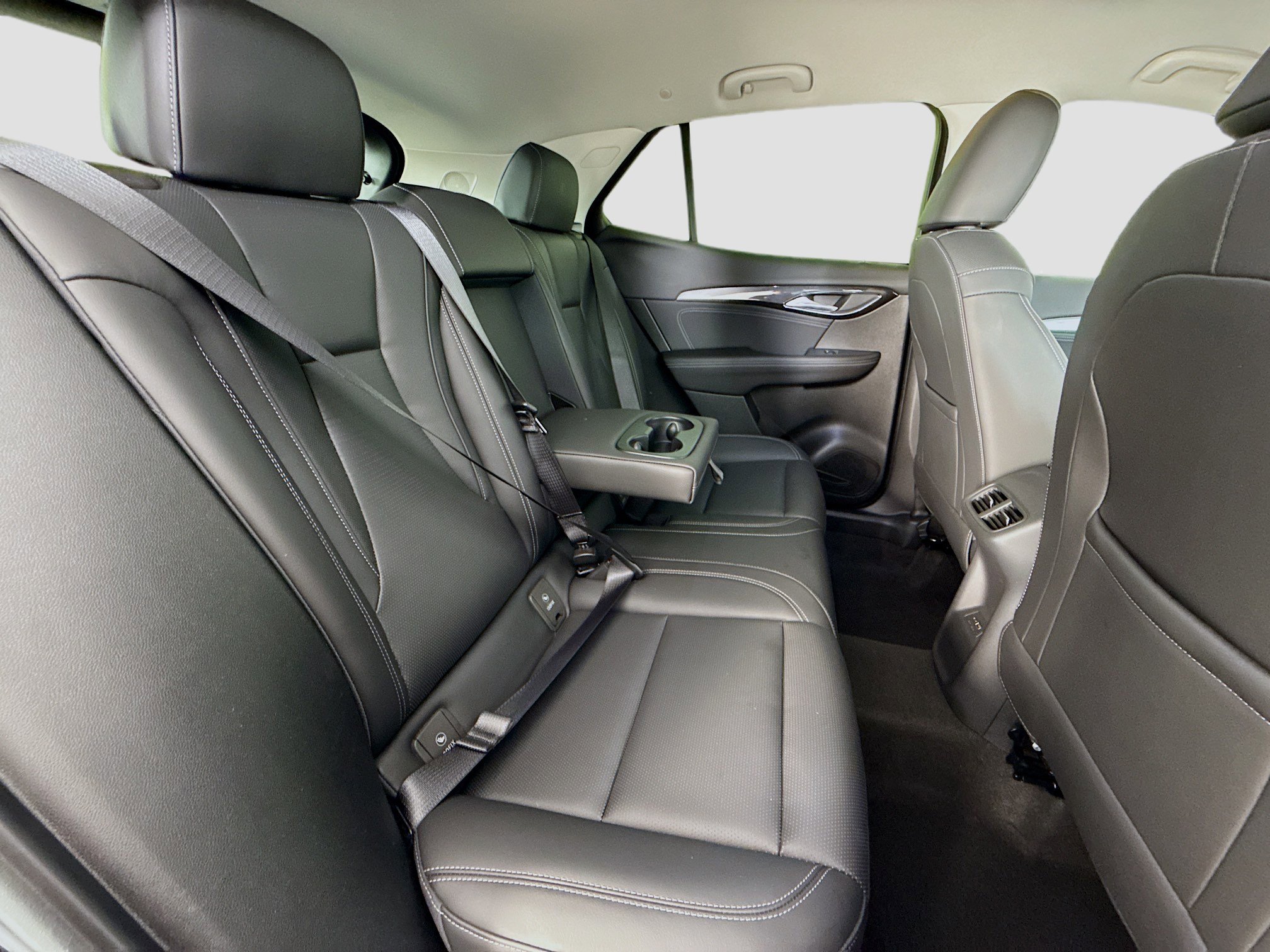 Used 2025 Buick Envision Preferred image 27