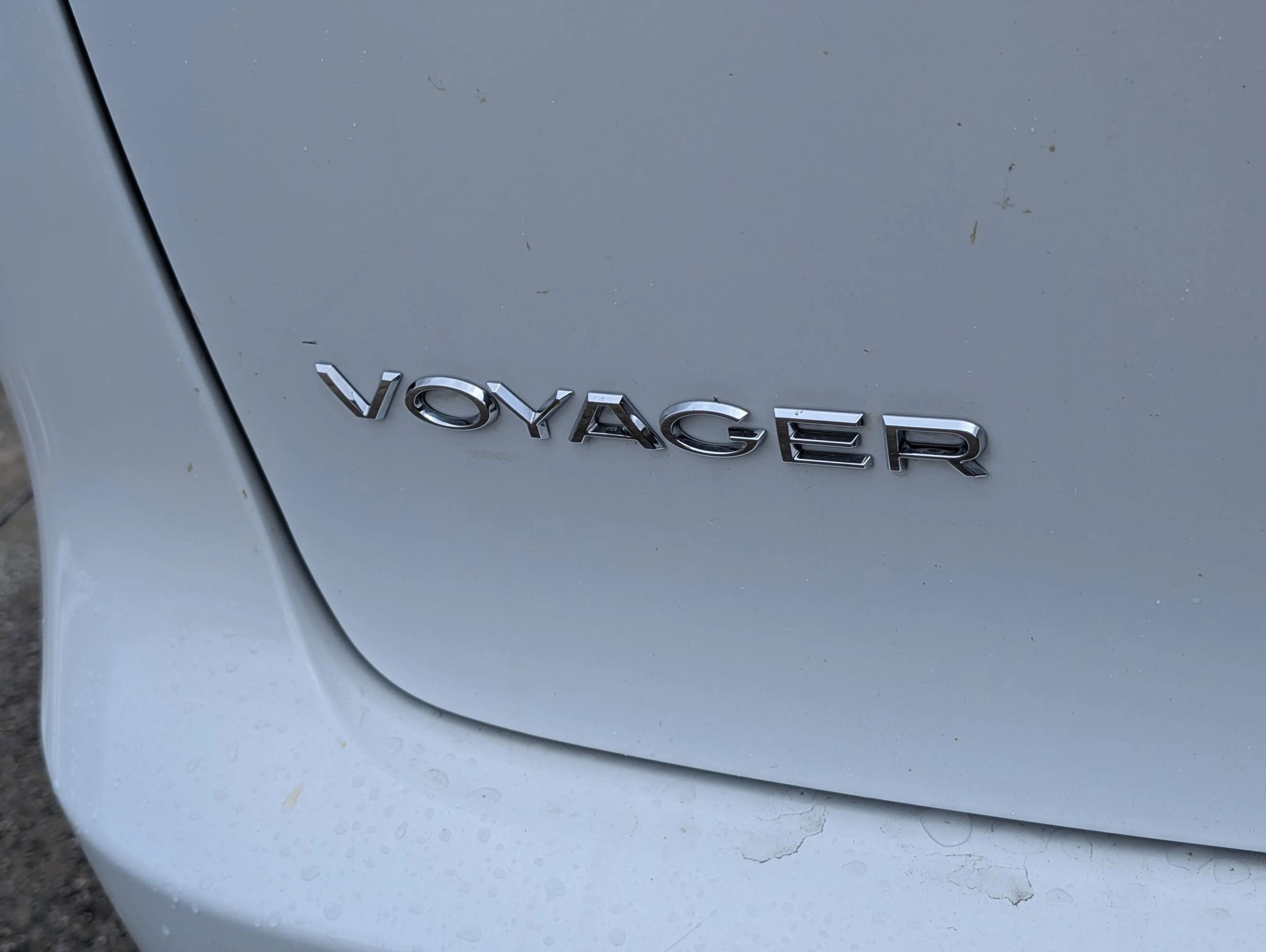 Used 2020 Chrysler Voyager Lxi image 30