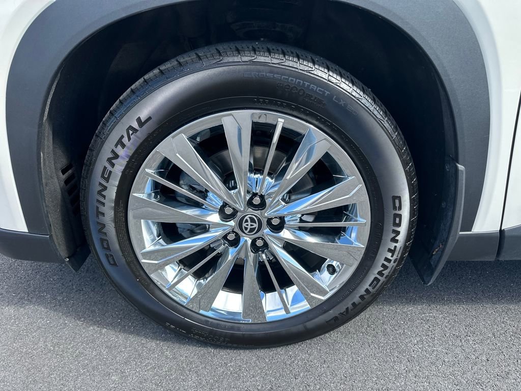 Used 2024 Toyota Grand Highlander Platinum image 12