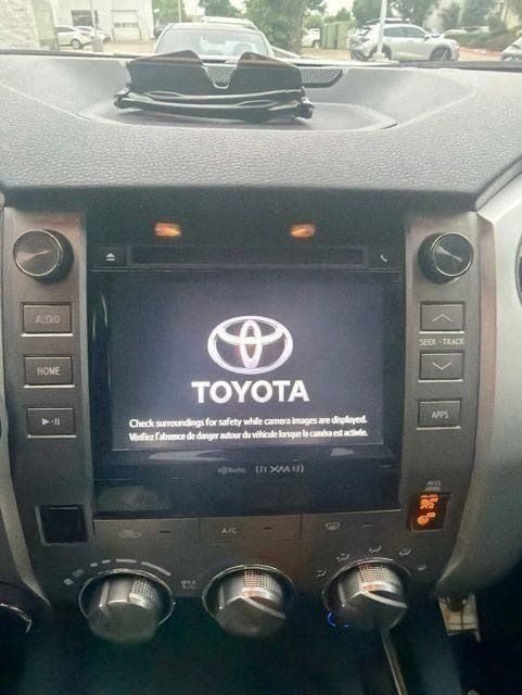 Used 2018 Toyota Tundra SR5 w/ SR5 Upgrade Package AWD/4WD image 7