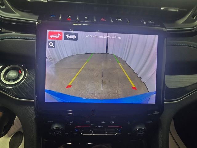 Used 2023 Jeep Grand Cherokee Trailhawk w/ Luxury Tech Group III image 12