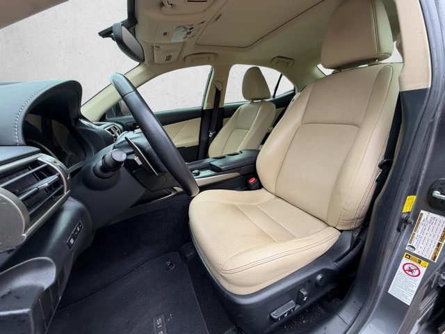 Used 2014 Lexus IS 250 RWD image 16