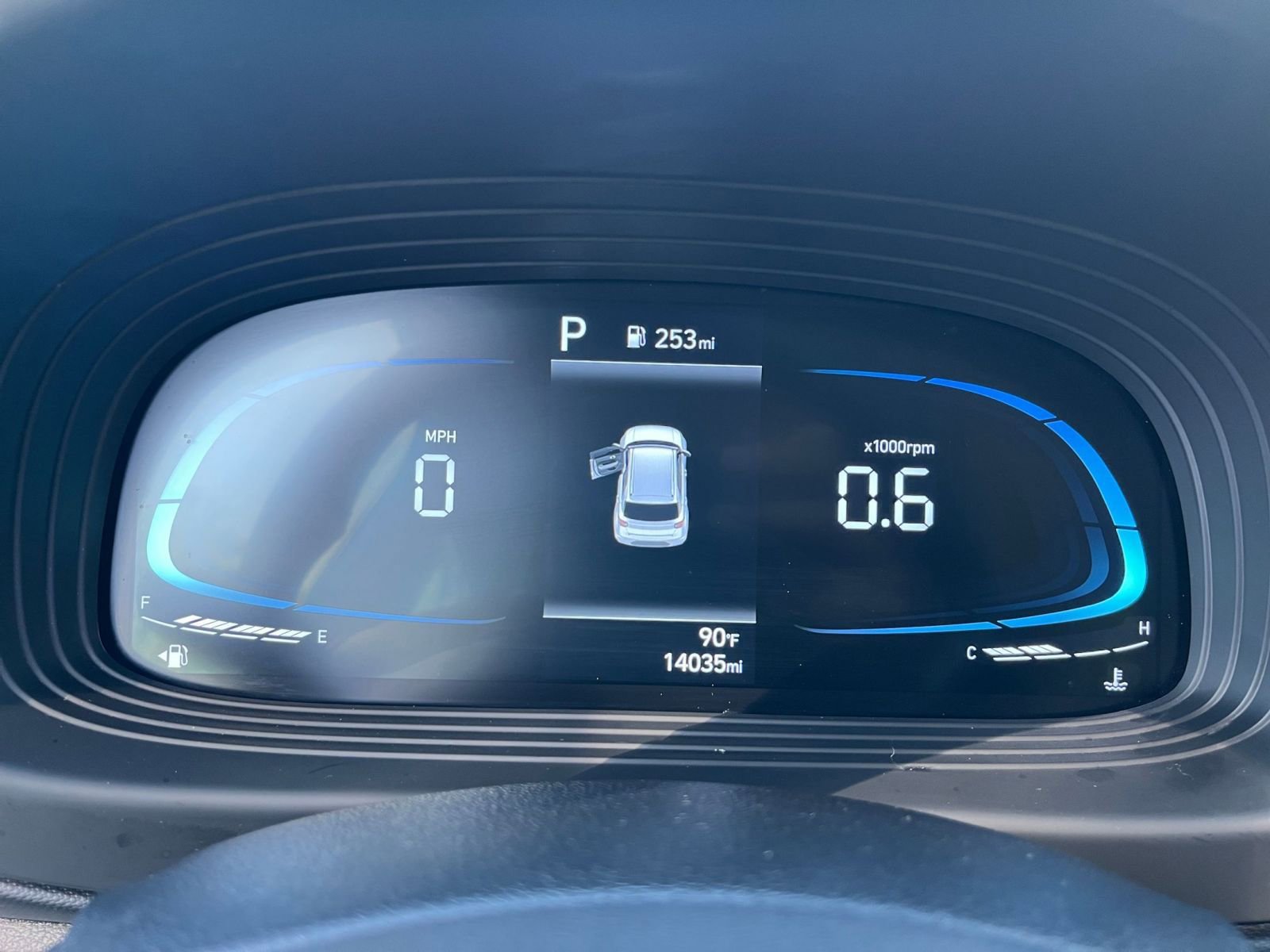 Used 2025 Hyundai Venue SEL image 40