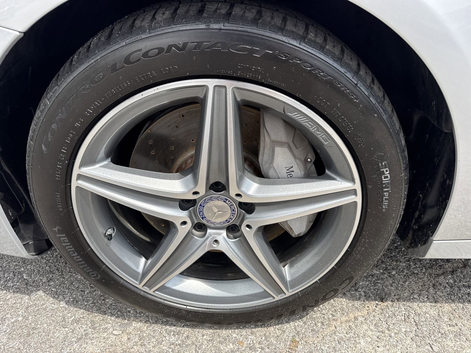 Used 2017 Mercedes-Benz E 300 4MATIC image 42