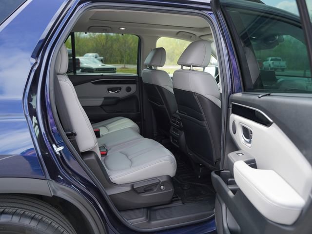 Used 2025 Honda Pilot Touring image 23