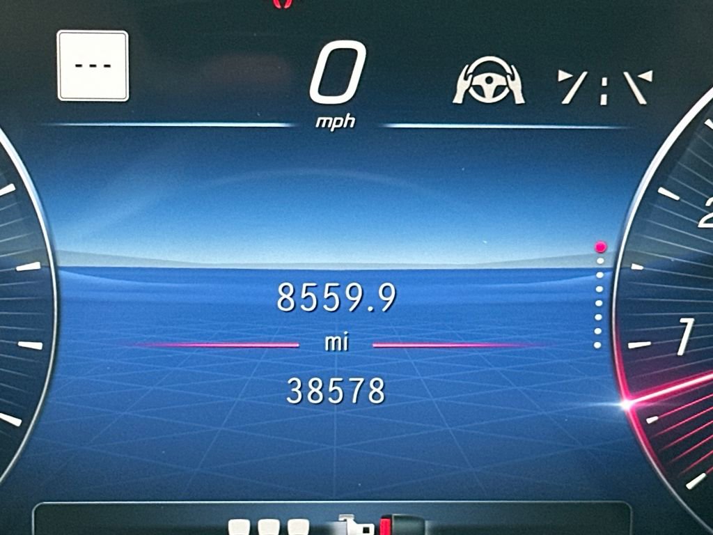 Certified 2023 Mercedes-Benz GLC 300 image 4