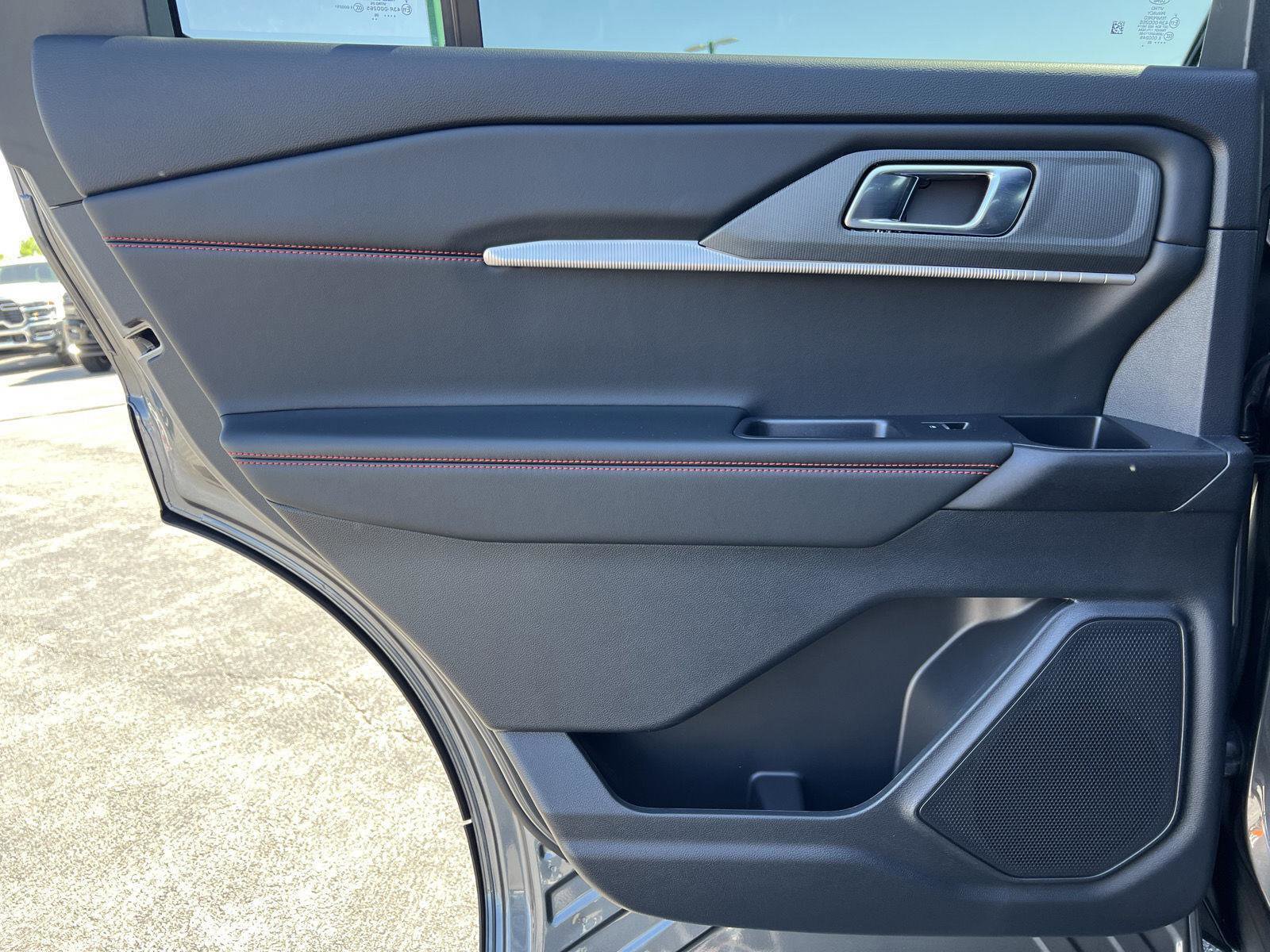 New 2026 Ford Explorer ST-Line AWD/4WD image 19