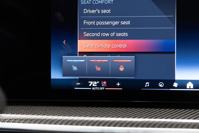 Used 2024 BMW X7 M60i w/ Executive Package image 18