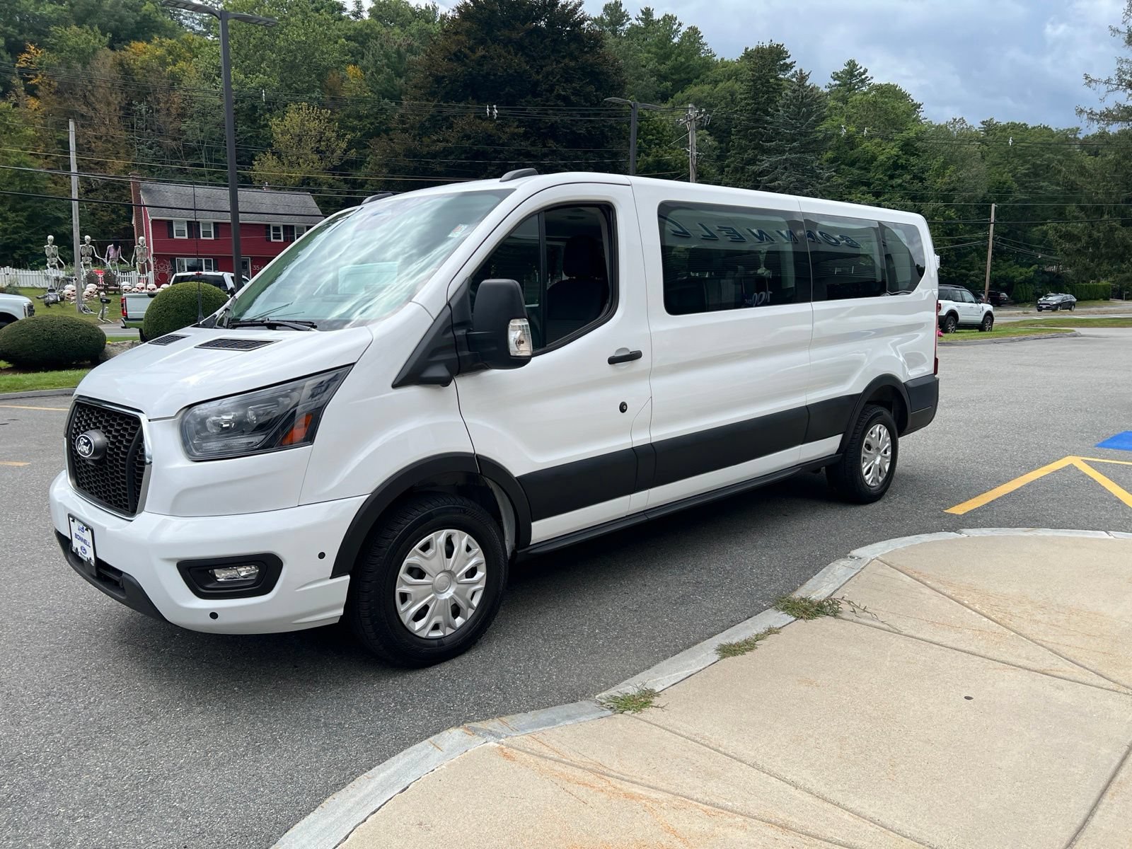 Used 2026 Ford Transit 350 XLT RWD image 3