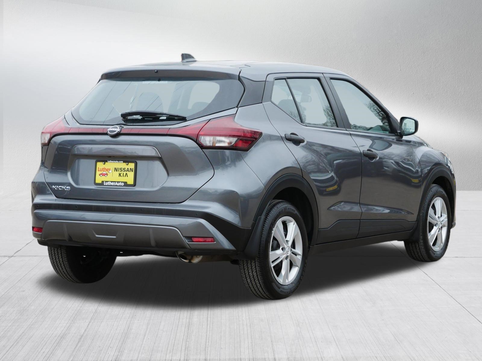 Certified 2023 Nissan Kicks S image 7