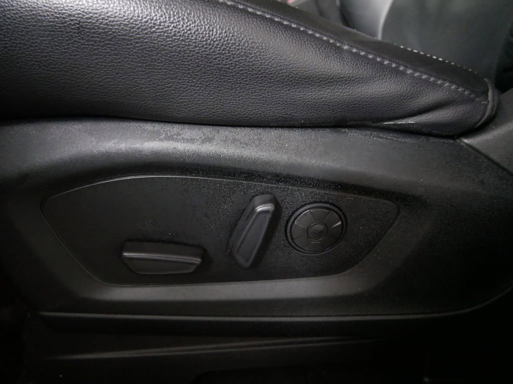 Used 2021 Ford Explorer ST w/ ST Street Pack image 27