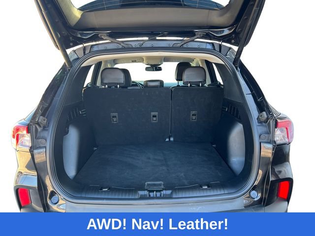 Certified 2022 Ford Escape Titanium image 18