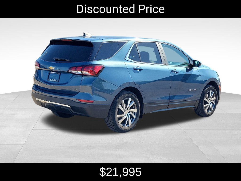 Used 2024 Chevrolet Equinox LT w/ LPO, Floor Liner Package FWD image 3
