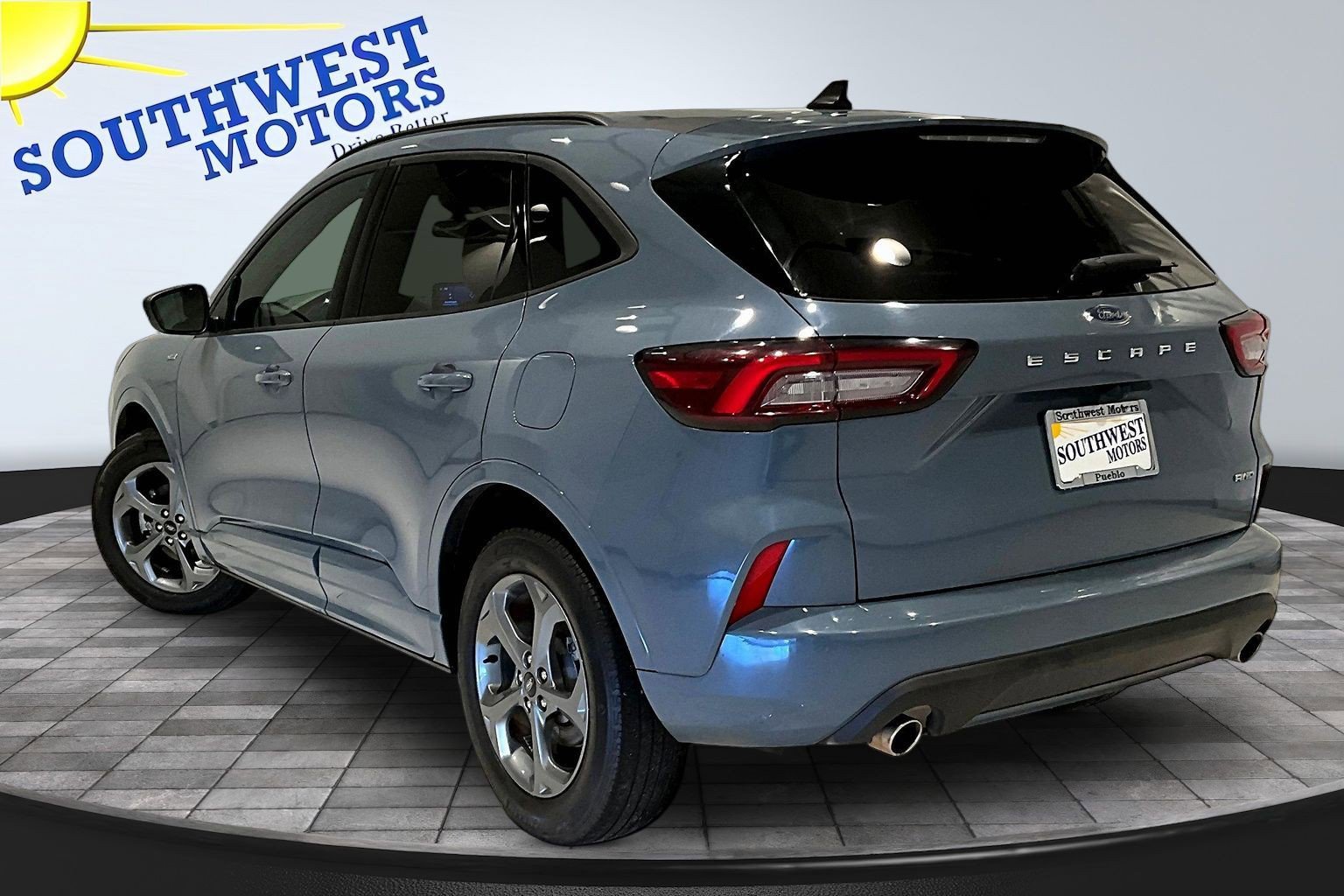 Used 2023 Ford Escape ST-Line image 4