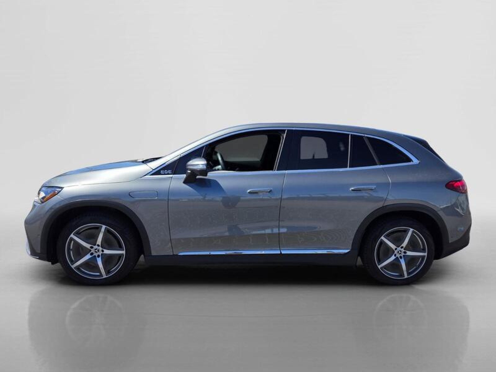 Certified 2023 Mercedes-Benz EQE 350+ SUV image 2