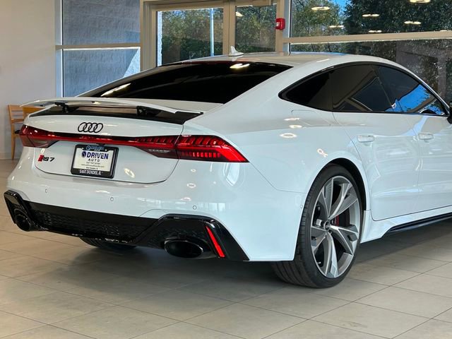 Used 2021 Audi RS 7 Sportback w/ Black Optic Package image 11