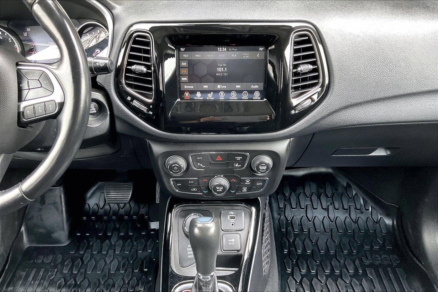 Used 2021 Jeep Compass Latitude image 9