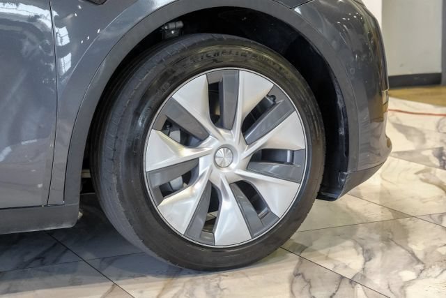 Used 2021 Tesla Model Y 2WD image 74