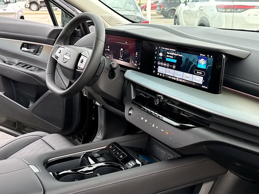 New 2026 Nissan Murano Platinum w/ Cargo Package AWD/4WD image 5