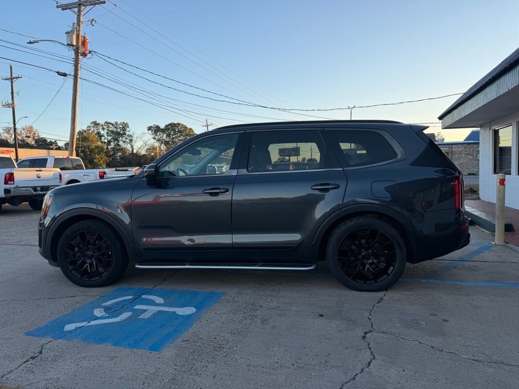 Used 2021 Kia Telluride EX w/ EX Premium Package image 4